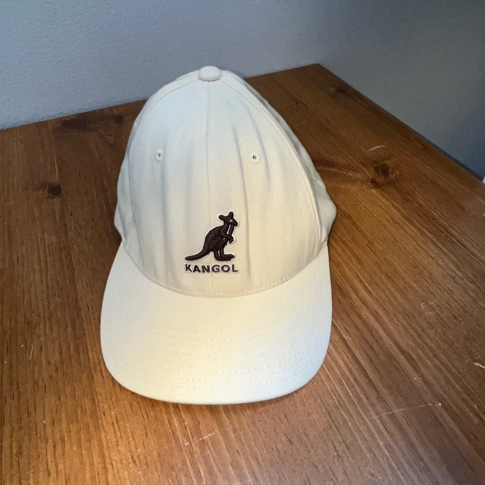 Kangol Off-White, OS